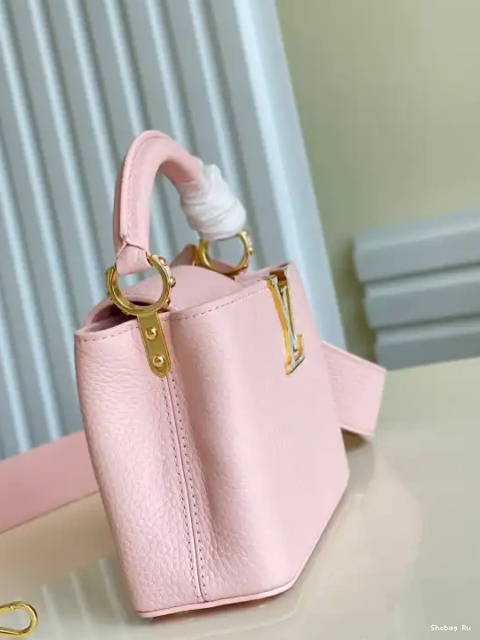 VUITTON LOUIS MINI CAPUCINES 0531